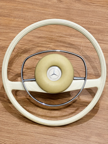 Mercedes oldtimer lenkrad w114 - mercedes,